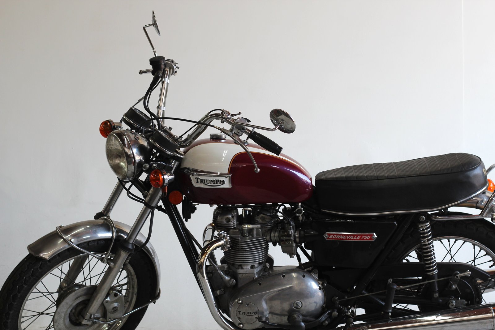 1973 Triumph Bonneville 750 T140V