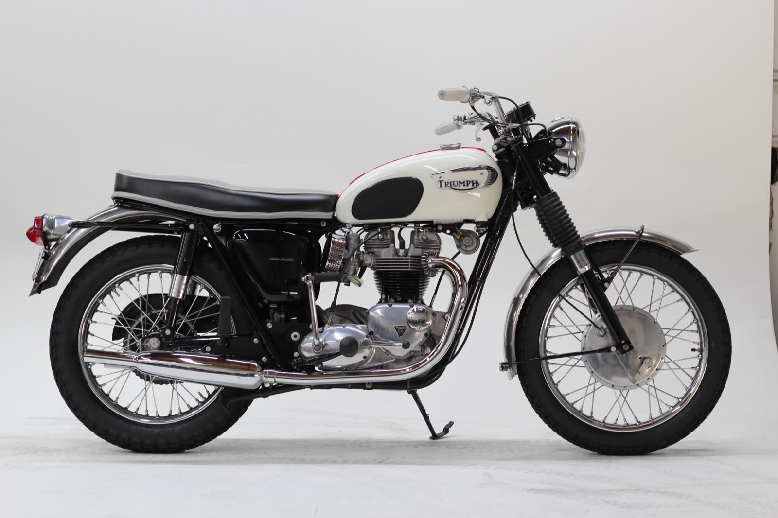 1966 Triumph T120 Bonneville